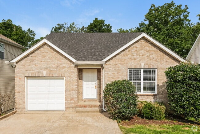 Building Photo - 702 Holland Ridge Dr Rental
