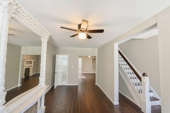 Photo - 929 N 43rd St