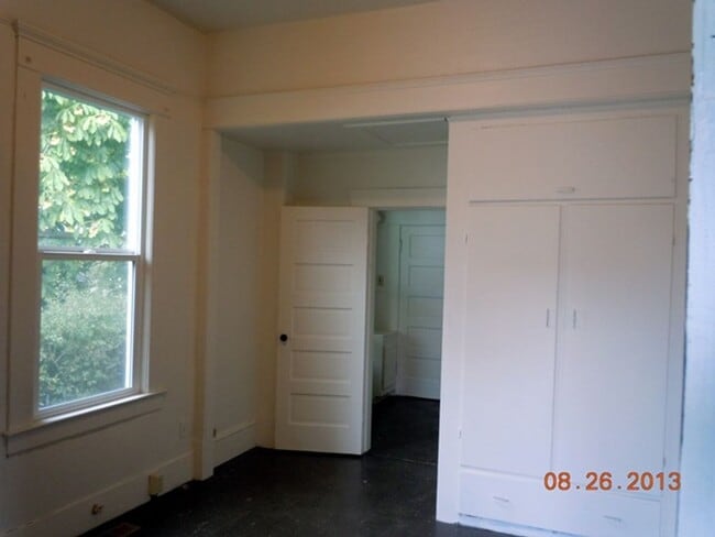 2 Bedroom, 1 Bathroom Cottage in the heart... - 2 Bedroom, 1 Bathroom Cottage in the heart... House