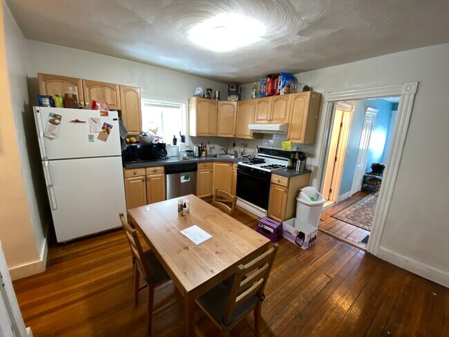 Photo - 37 Cameron Ave Unit 1