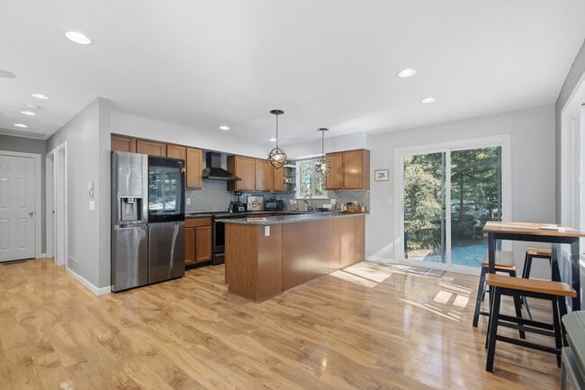 Photo - 12229 Circle Dr