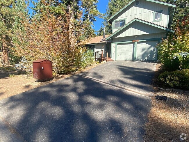 Building Photo - 305 Chimney Rock Rd Rental