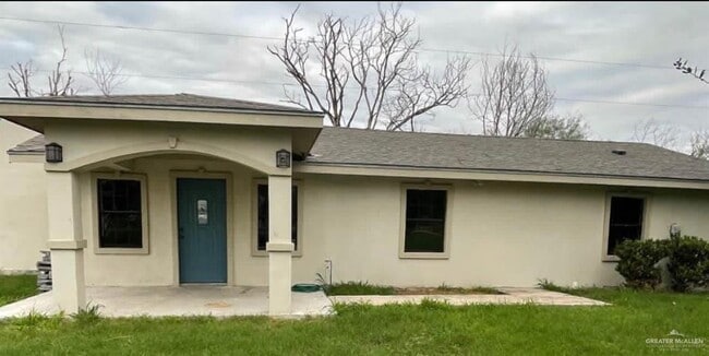 Building Photo - 3 Jackson N Rd