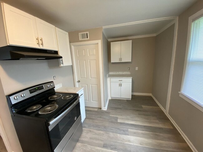 Photo - Sandusky Available Now Unit 1218 Buchanan St