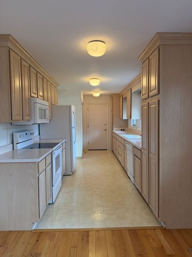 Photo - 2 Bedroom 2 Bath Home with 2 Car Garage in Glenwood Springs