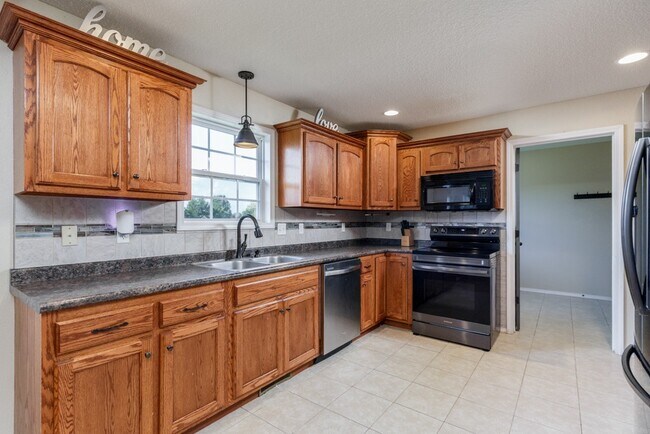20485 Stagecoach Rd