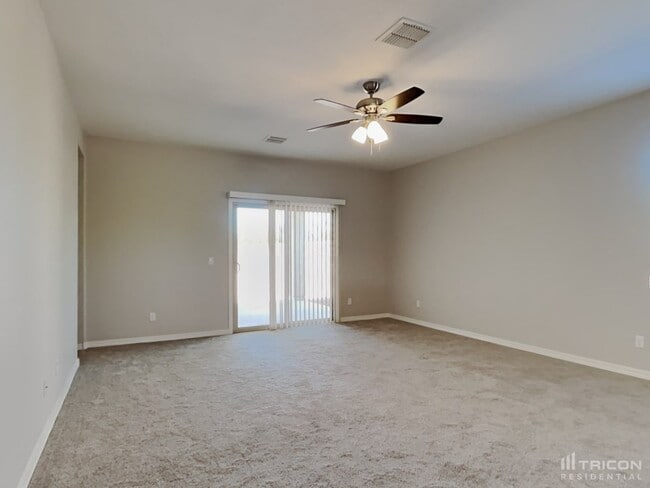 Photo - 40209 W Walker Wy