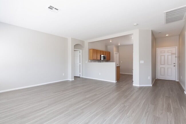 1015 Cove Palisades Dr