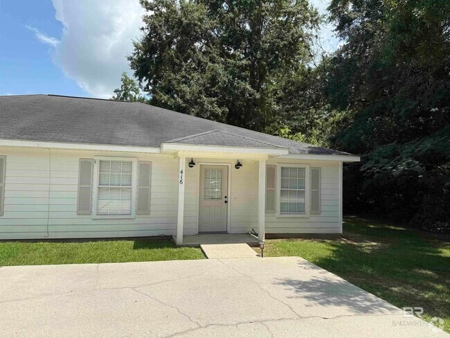 Building Photo - 416 W Pedigo Ave Rental