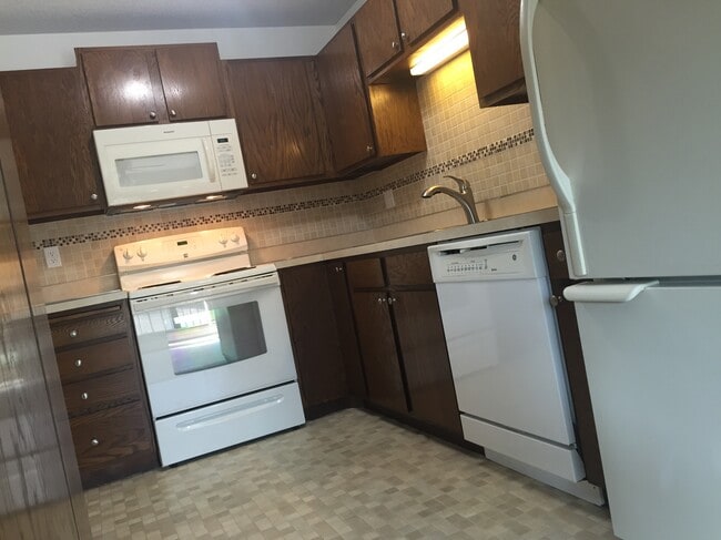 Photo - 7401 W 101st St Unit 119