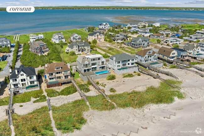 Building Photo - 839 Dune Rd Rental