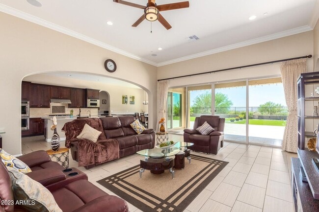 Photo - Gorgeous 5 bed 4.5 bath single level home in Scottsdale