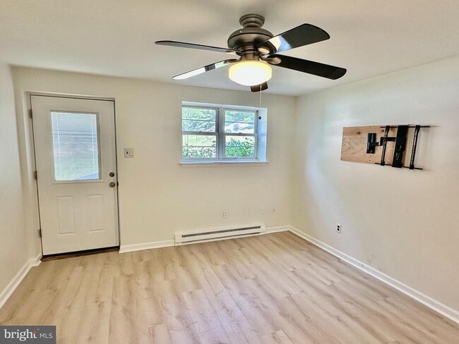 Photo - 333 Lacey Ave Unit B9