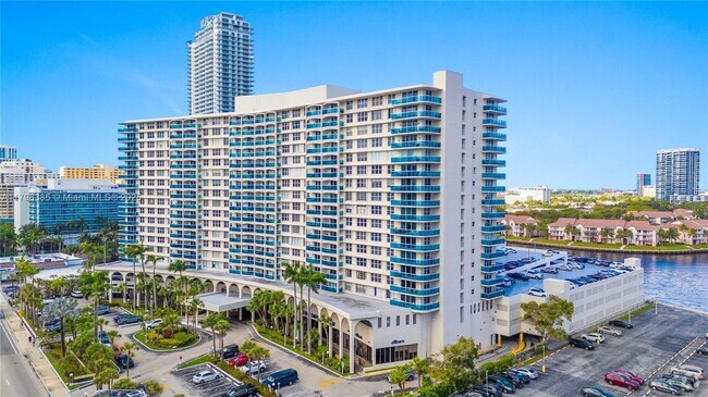 Building Photo - 3800 S Ocean Dr Unit 1812 Rental