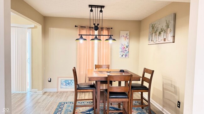 Photo - 6010 Lakeside Manor Ave