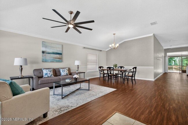 Photo - 1634 Majestic View Ln