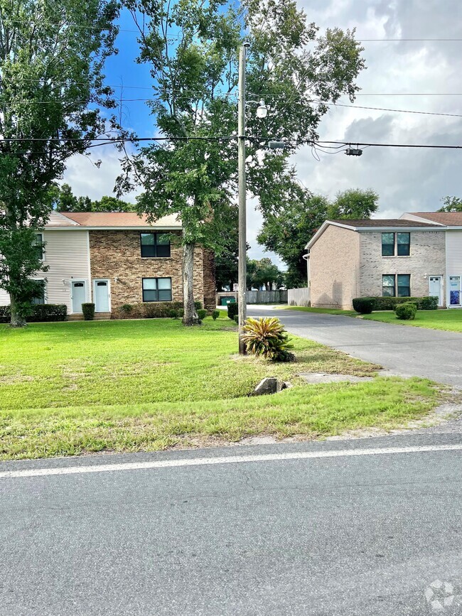 Building Photo - 116 4th Ave Rental