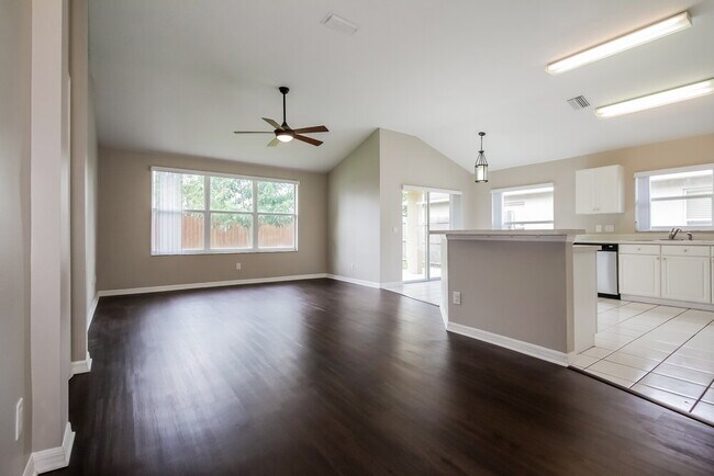 9801 Laurel Ledge Dr