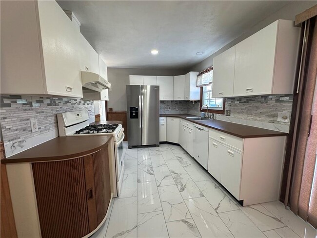 Photo - 65 Ingalls St