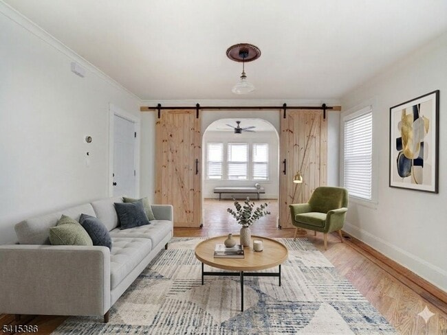 Photo - 97 La France Ave