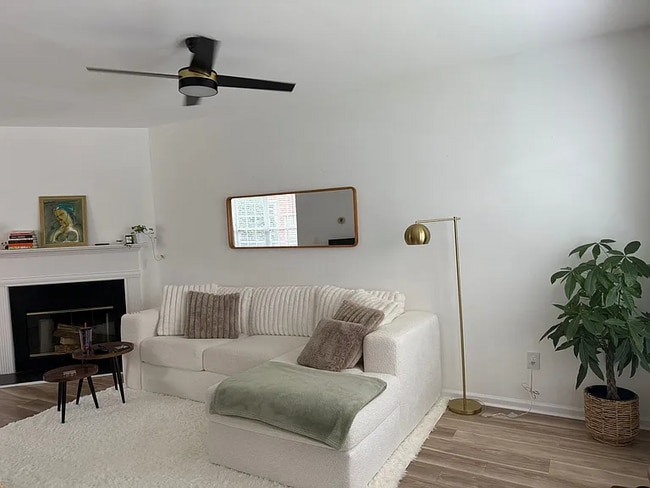 Photo - 1509 Cove Creek Cir