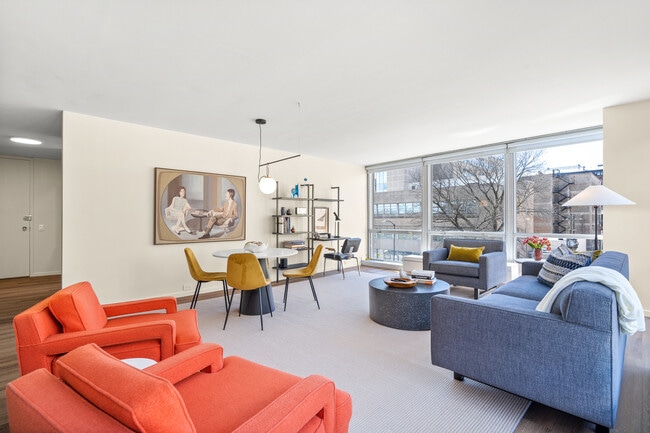 Photo - 340 W Diversey Pkwy Unit 416