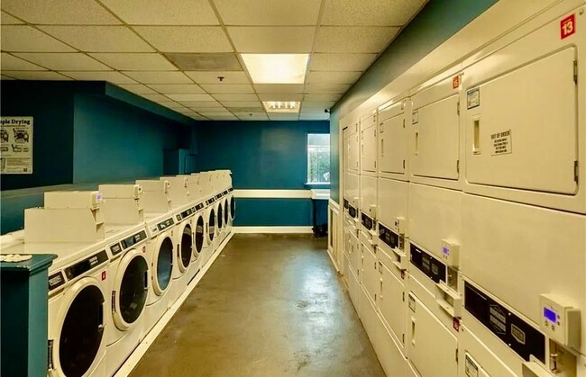 Photo - 620 Peachtree St NE Unit 508