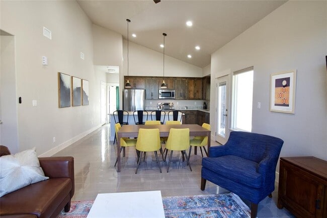 Photo - 1240 Canyon Shores