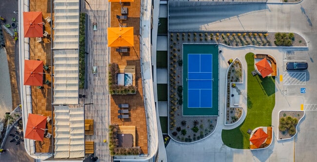 Courtyard - The Boardwalk Apartments