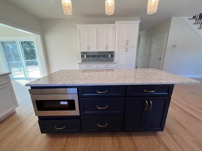 Photo - 5 Kinsman Ln