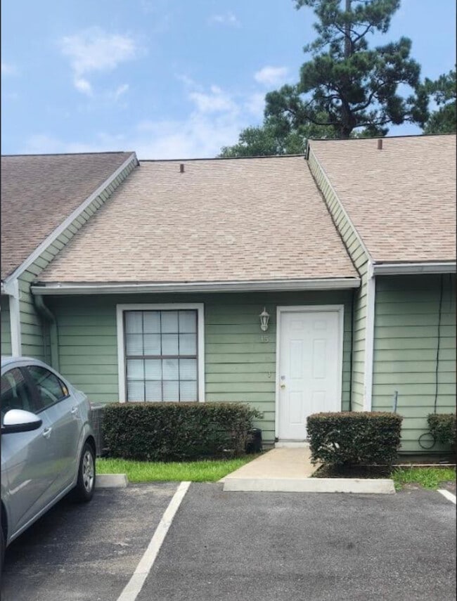 Photo - 301 S Lipona Rd