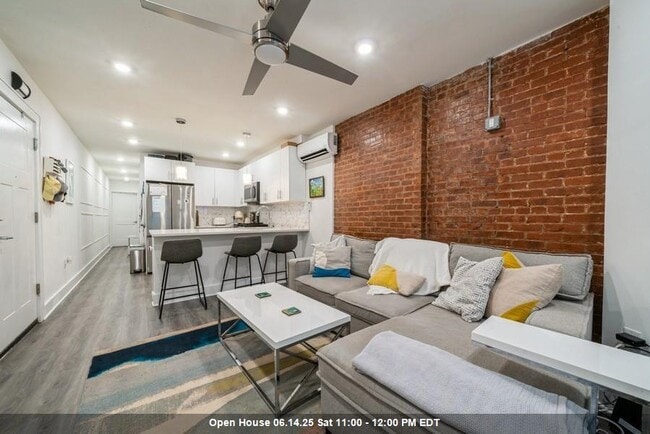 Photo - 1028 Hudson St Condo Unit B1