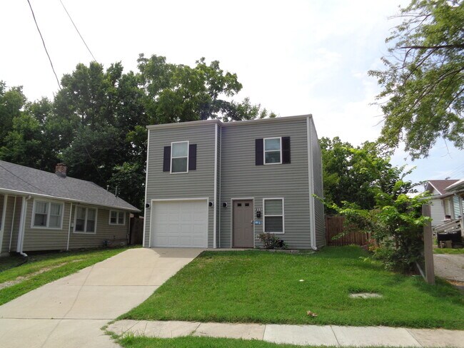 Photo - 811 N 6th St