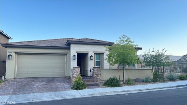 Building Photo - 12389 Valley Chase Ave