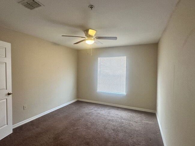 Photo - 3591 Kernan Blvd S