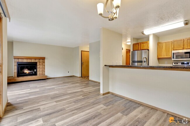 Building Photo - 9701 Morningside Loop Unit 2 Rental
