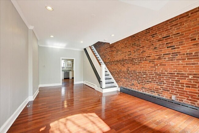 Photo - 3136 Foster Ave
