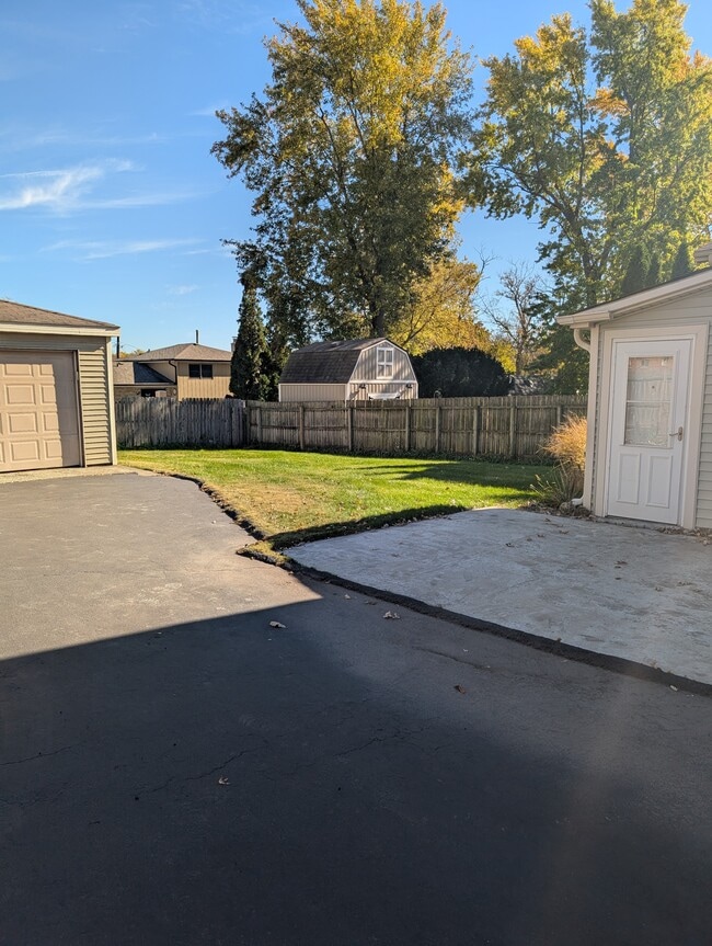 Photo - 14837 Keating Ave