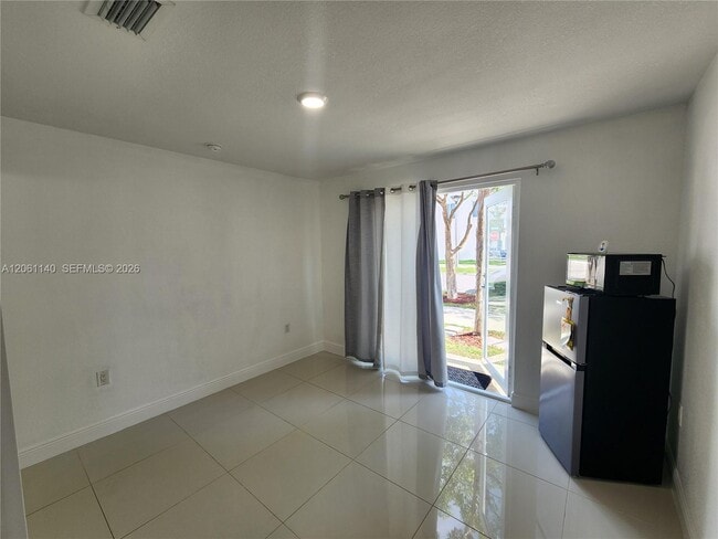 Photo - 14382 SW 258th Ln