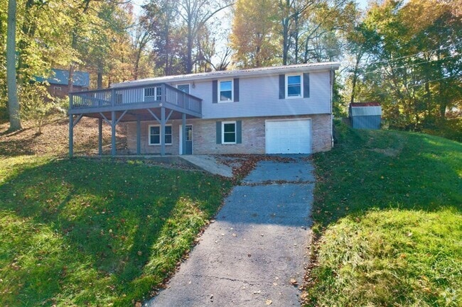 Building Photo - 112 Fairwood St Rental