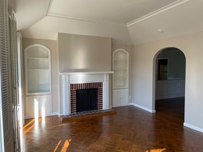 Living Room - 1346 33rd Ave