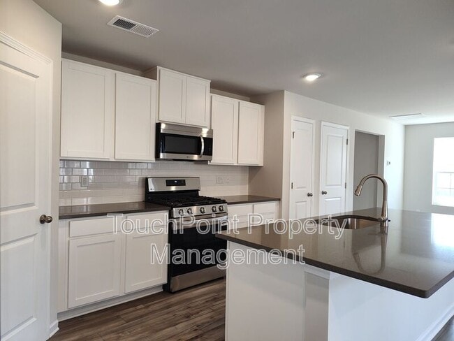 Photo - 3247 Crawford Ave