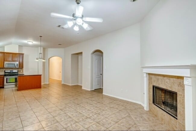 Building Photo - 8010 Atwood Hills Ln Rental