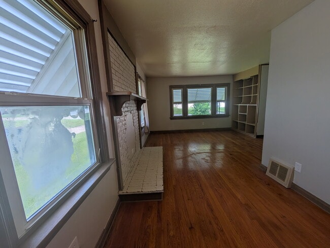 Photo - 2456 Wieck Dr
