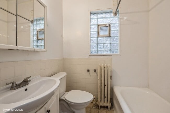 Photo - 4935 W 18th St Unit 3E