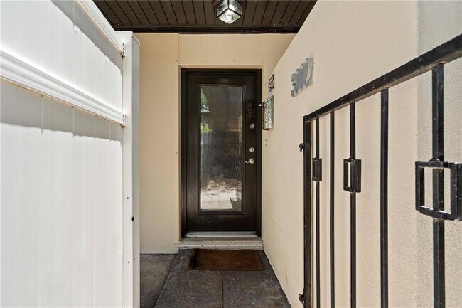 Photo - 3002 W De Leon St