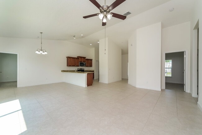 Photo - 839 Valnera Ct