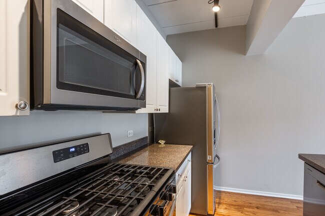 Photo - 1442 S Michigan Ave Unit 1440-213
