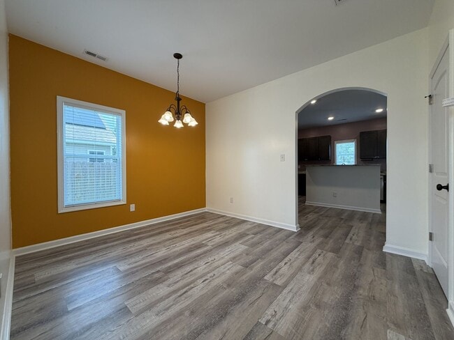 Photo - 302 E Franck St