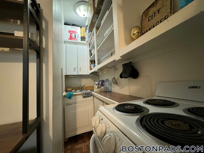 Photo - 40 Anderson St Unit 2